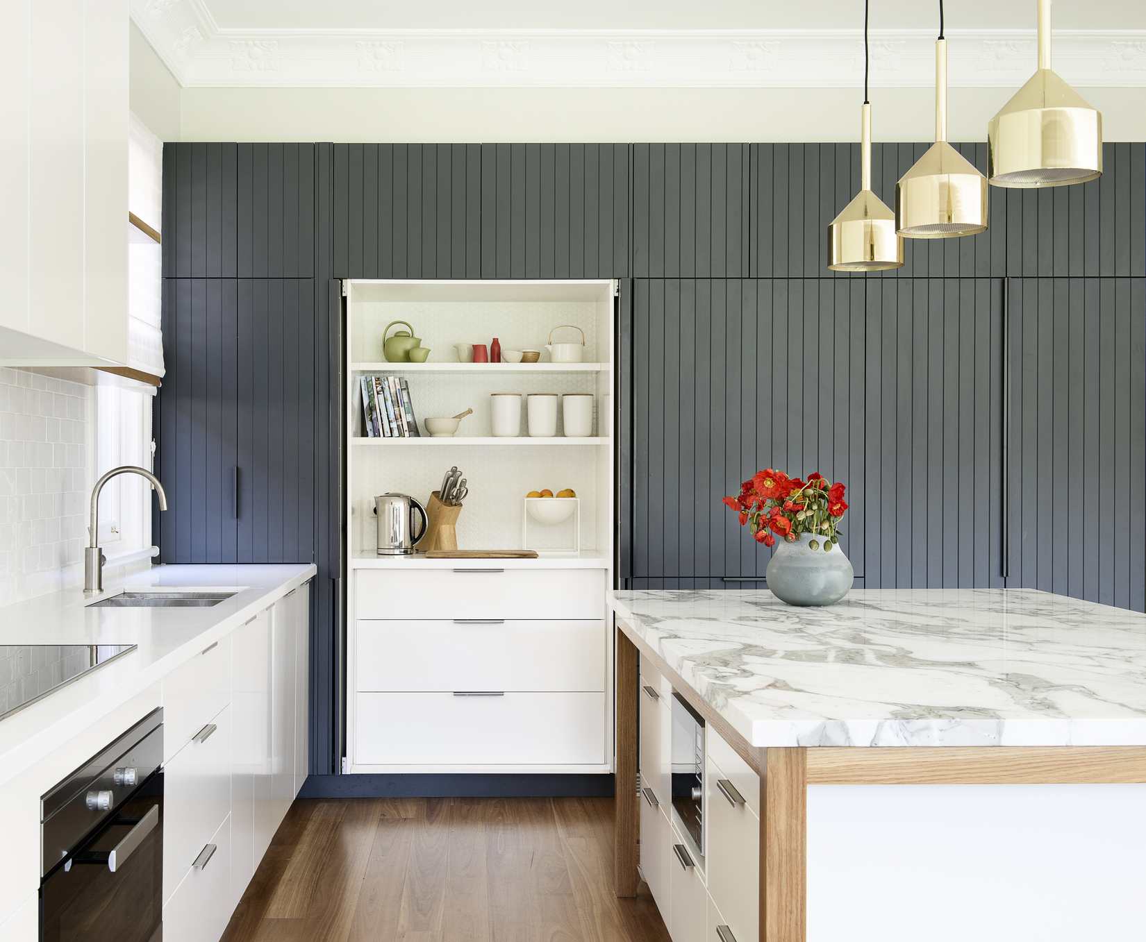 آشپزخانه خود را با یک رنگ الهام بخش کنید