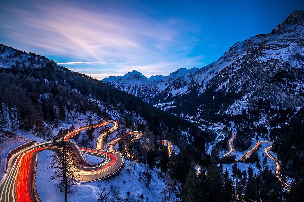 آسفالتریزی در مناطق کوهستانی: چالشها و راهکارها